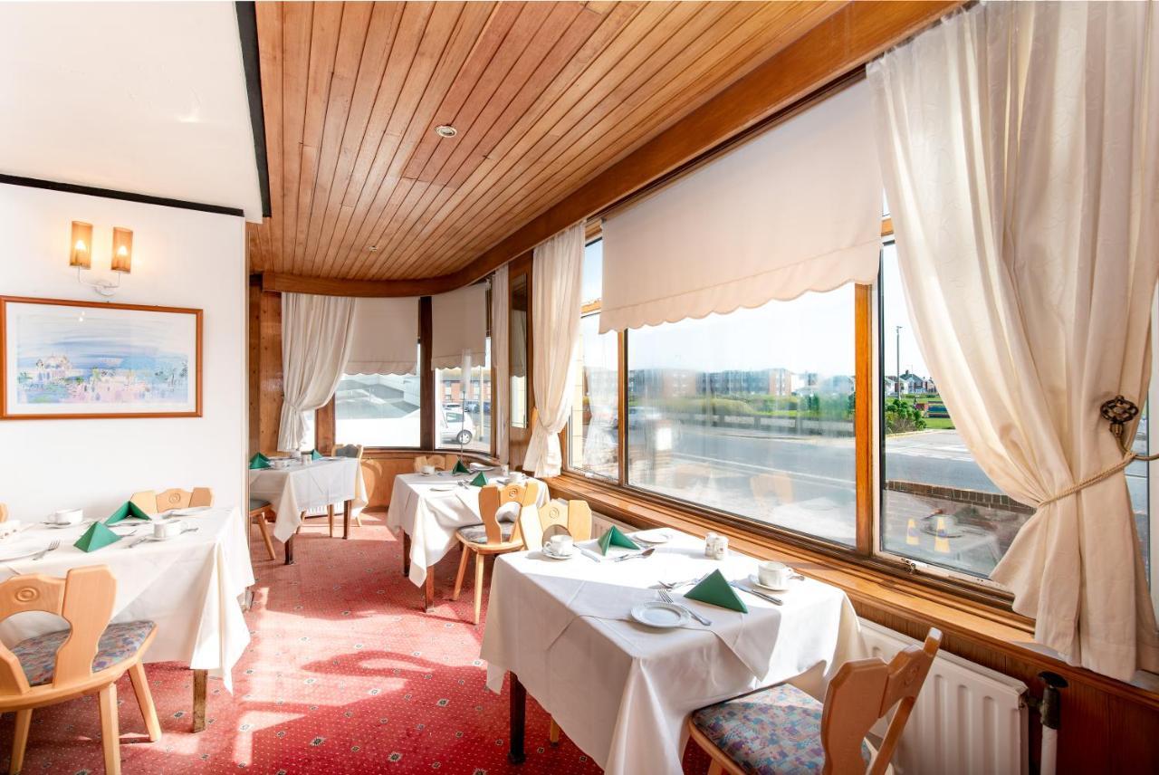 The Headlands Hotel Blackpool Bagian luar foto