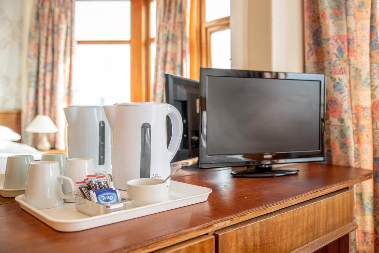 The Headlands Hotel Blackpool Bagian luar foto
