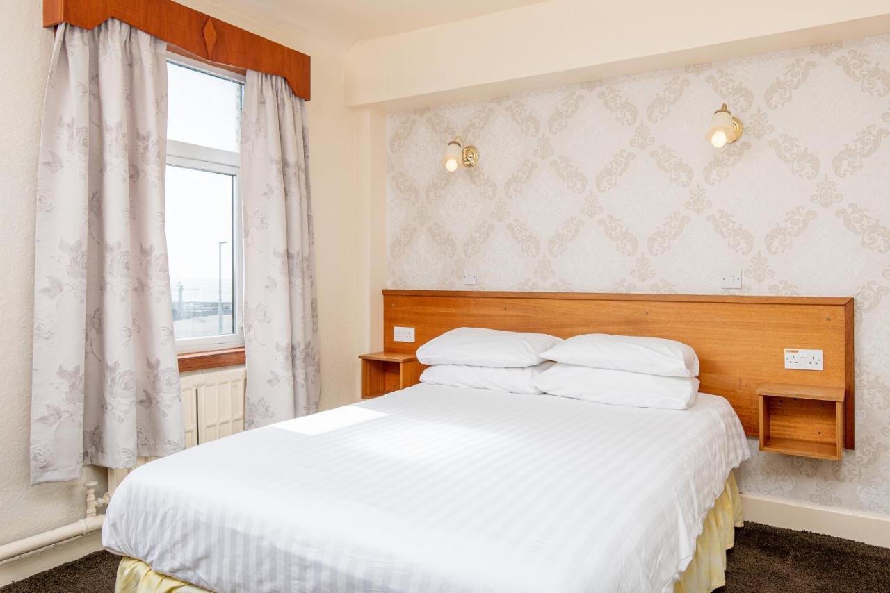 The Headlands Hotel Blackpool Bagian luar foto